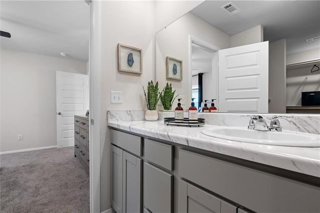 20241 W 194th Terrace, Spring Hill, KS 66083