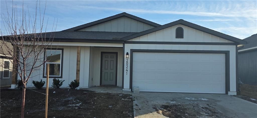 20241 W 194th Terrace, Spring Hill, KS 66083