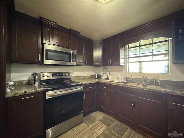 23960 N Texan Road, Edinburg, TX 78541