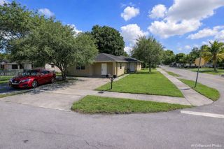 2434 NW 66th St 2434, Miami, FL 33147