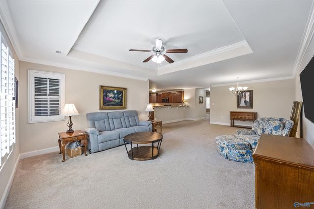 184 Moore Farm Circle NW 184, Huntsville, AL 35806