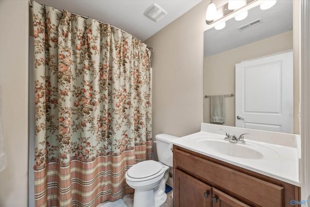 184 Moore Farm Circle NW 184, Huntsville, AL 35806