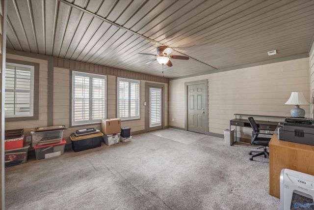 184 Moore Farm Circle NW 184, Huntsville, AL 35806