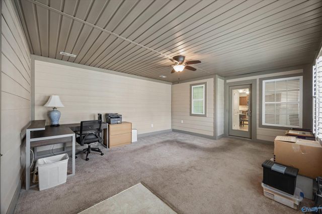 184 Moore Farm Circle NW 184, Huntsville, AL 35806