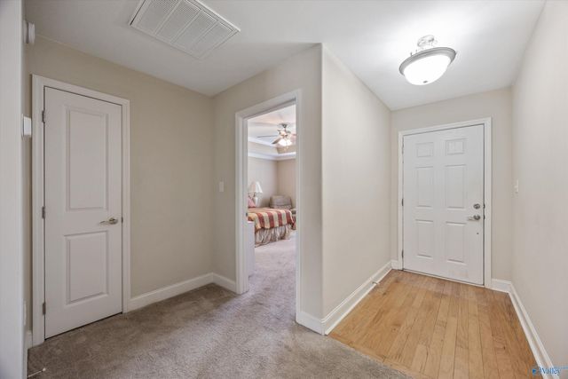 184 Moore Farm Circle NW 184, Huntsville, AL 35806