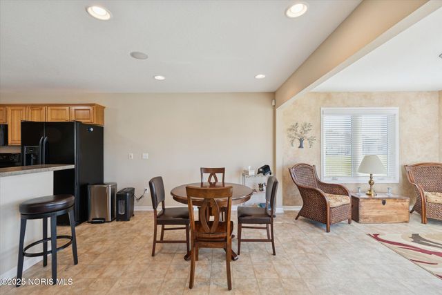 1128 Plum Grove Lane, Toledo, OH 43615