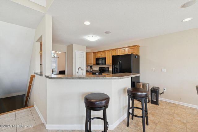 1128 Plum Grove Lane, Toledo, OH 43615