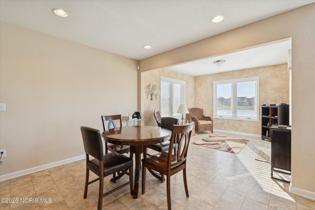 1128 Plum Grove Lane, Toledo, OH 43615