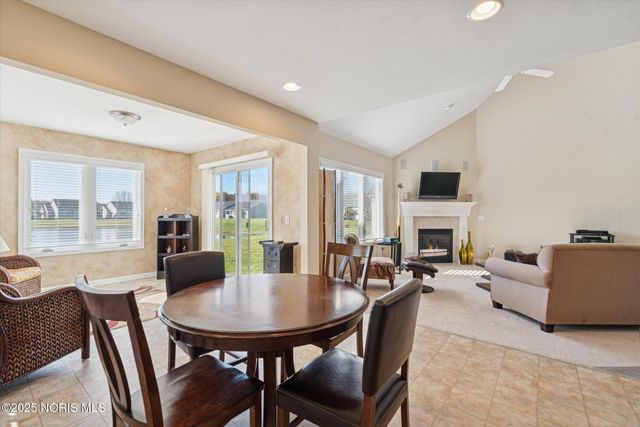 1128 Plum Grove Lane, Toledo, OH 43615