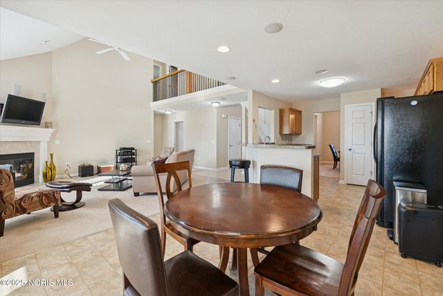 1128 Plum Grove Lane, Toledo, OH 43615