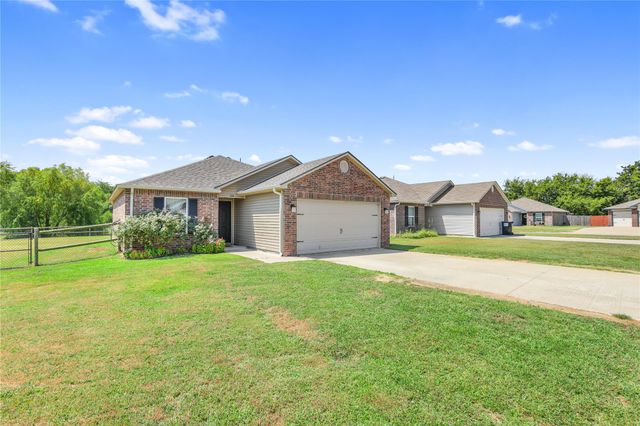324 Austin Avenue, Kiefer, OK 74041