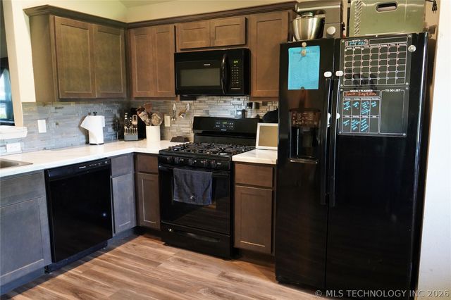 324 Austin Avenue, Kiefer, OK 74041