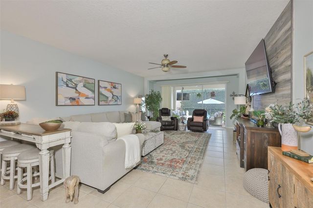 1506 YALE CASTLE COURT, Ruskin, FL 33570