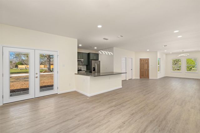 4656 N Teague Street, Rosharon, TX 77583