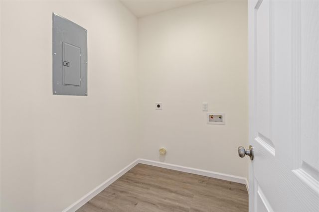 4656 N Teague Street, Rosharon, TX 77583