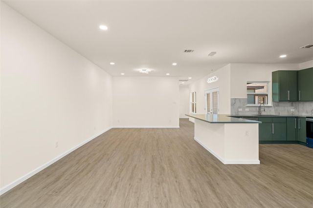 4656 N Teague Street, Rosharon, TX 77583