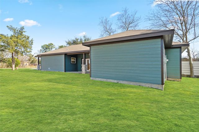 4656 N Teague Street, Rosharon, TX 77583