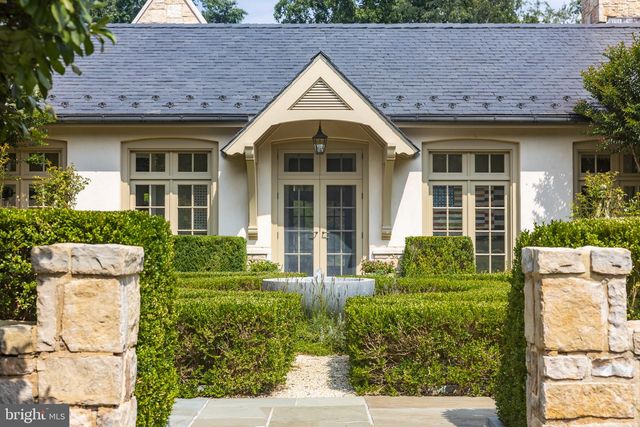 576 INNSBRUCK AVE, Great Falls, VA 22066