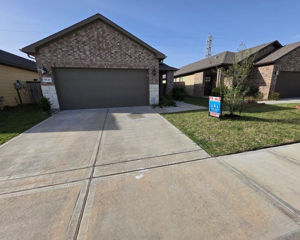 5640 Giving Grace Way, Houston, TX 77048