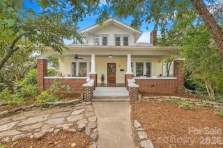 33 Fairfax Avenue, Asheville, NC 28806