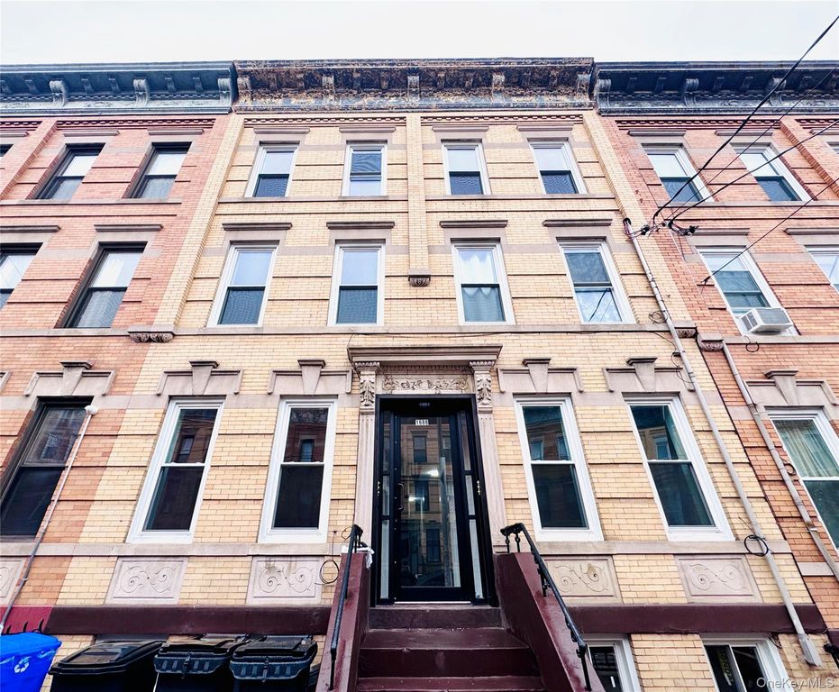 1688 Gates Avenue 1L, Ridgewood, NY 11385