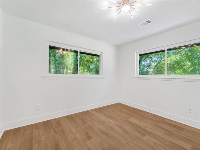5572 Andrew Drive, Mableton, GA 30126