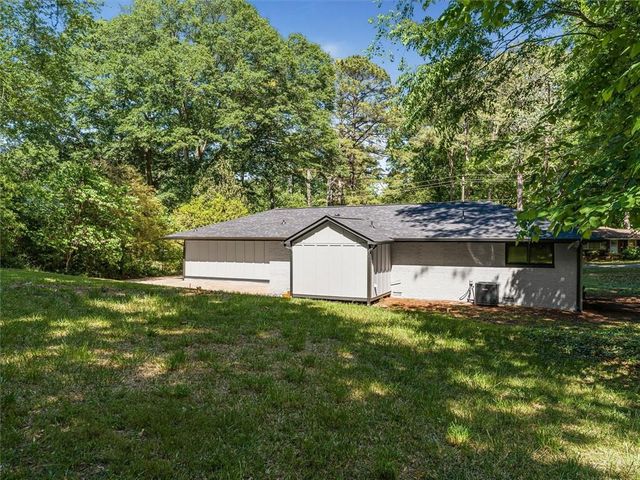 5572 Andrew Drive, Mableton, GA 30126