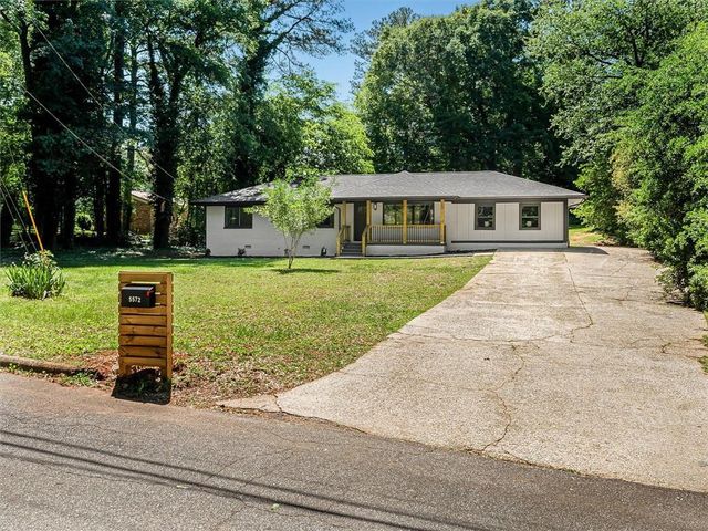 5572 Andrew Drive, Mableton, GA 30126