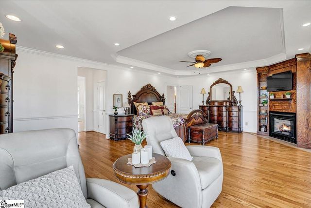 158 Glassy Road, Landrum, SC 29356