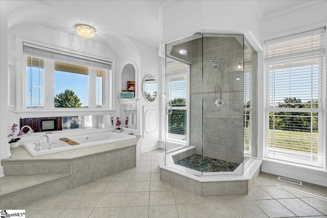 158 Glassy Road, Landrum, SC 29356