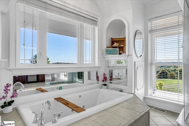 158 Glassy Road, Landrum, SC 29356