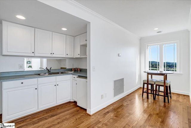 158 Glassy Road, Landrum, SC 29356