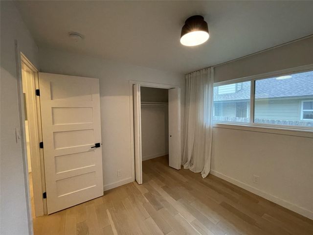 9908 Brasher DR B, Austin, TX 78748