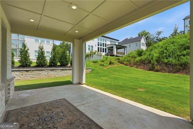 886 Keystone Drive, Woodstock, GA 30188