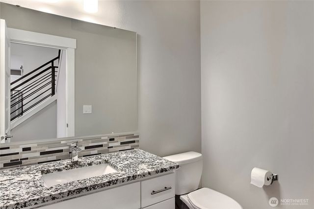 6610 232nd Avenue E, Buckley, WA 98321