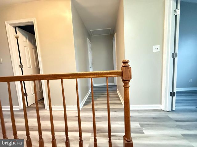 208 RUGBY RD, Fredericksburg, VA 22406