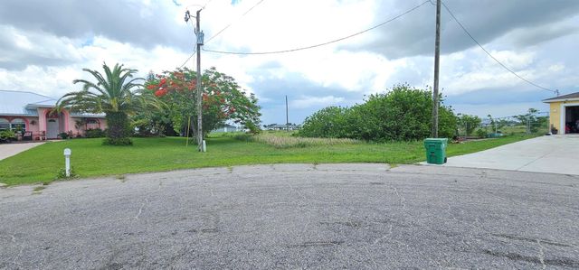 9008 Abel Court, Labelle, FL 33935