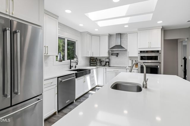 9711 Gates Lane, Chapel Hill, NC 27516