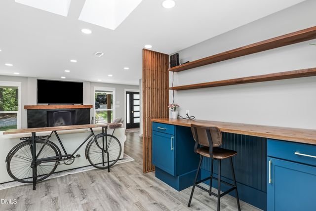 9711 Gates Lane, Chapel Hill, NC 27516