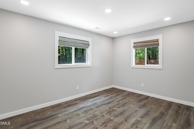 9711 Gates Lane, Chapel Hill, NC 27516