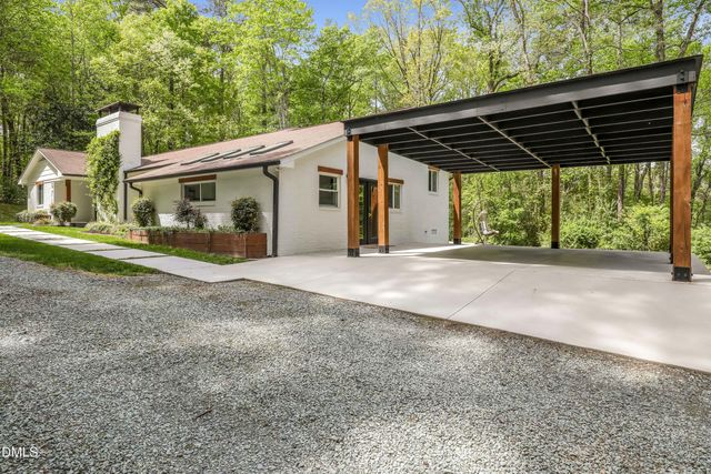 9711 Gates Lane, Chapel Hill, NC 27516