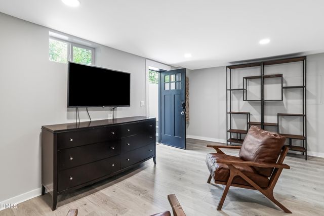 9711 Gates Lane, Chapel Hill, NC 27516