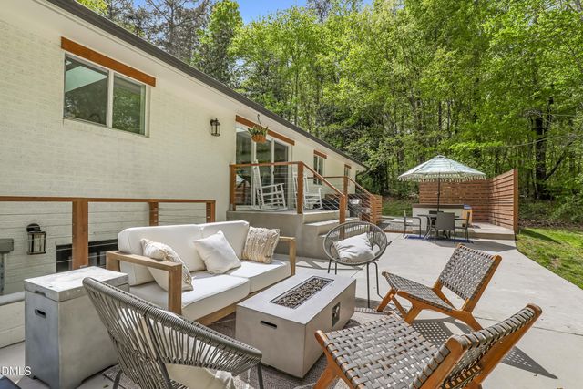 9711 Gates Lane, Chapel Hill, NC 27516