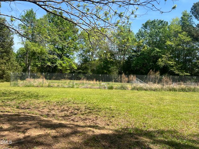 9711 Gates Lane, Chapel Hill, NC 27516