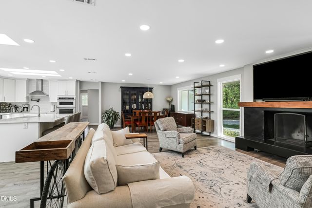 9711 Gates Lane, Chapel Hill, NC 27516