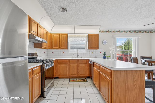 30 Winterton Drive, Toms River, NJ 08757