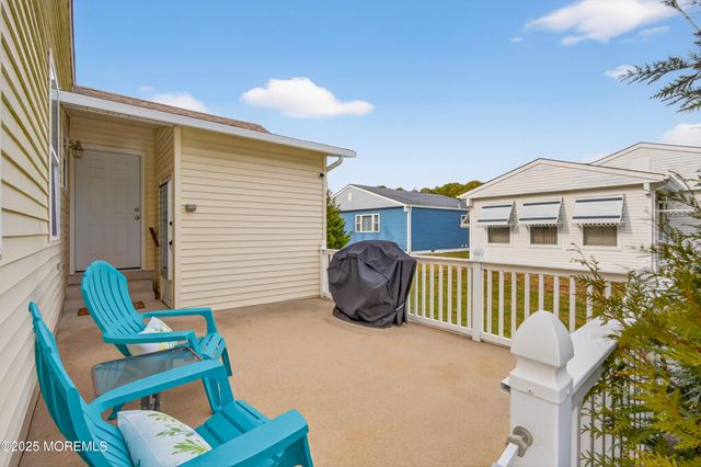 30 Winterton Drive, Toms River, NJ 08757