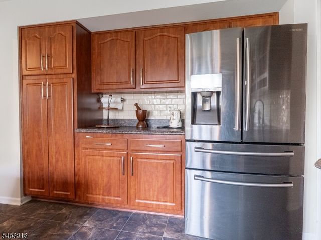 7 Fernwood Pl, Parsippany-troy Hills Twp., NJ 07054