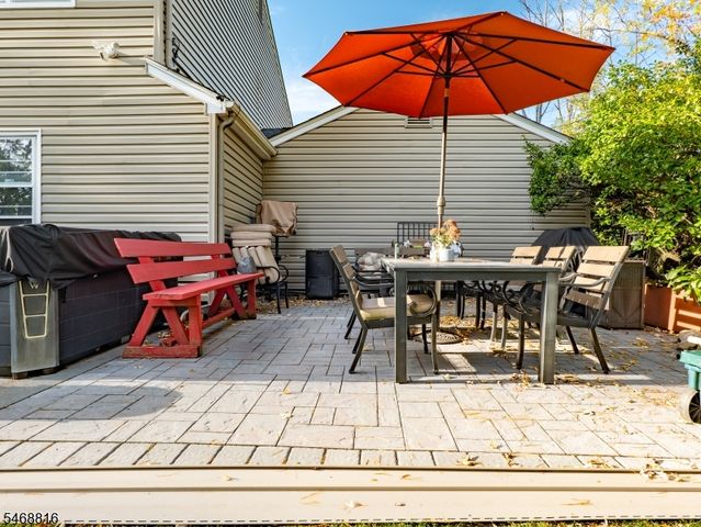 7 Fernwood Pl, Parsippany-troy Hills Twp., NJ 07054