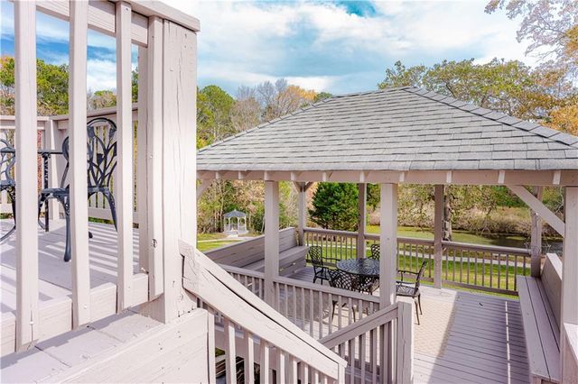 8105 Jot Em Down Road, Gainesville, GA 30506